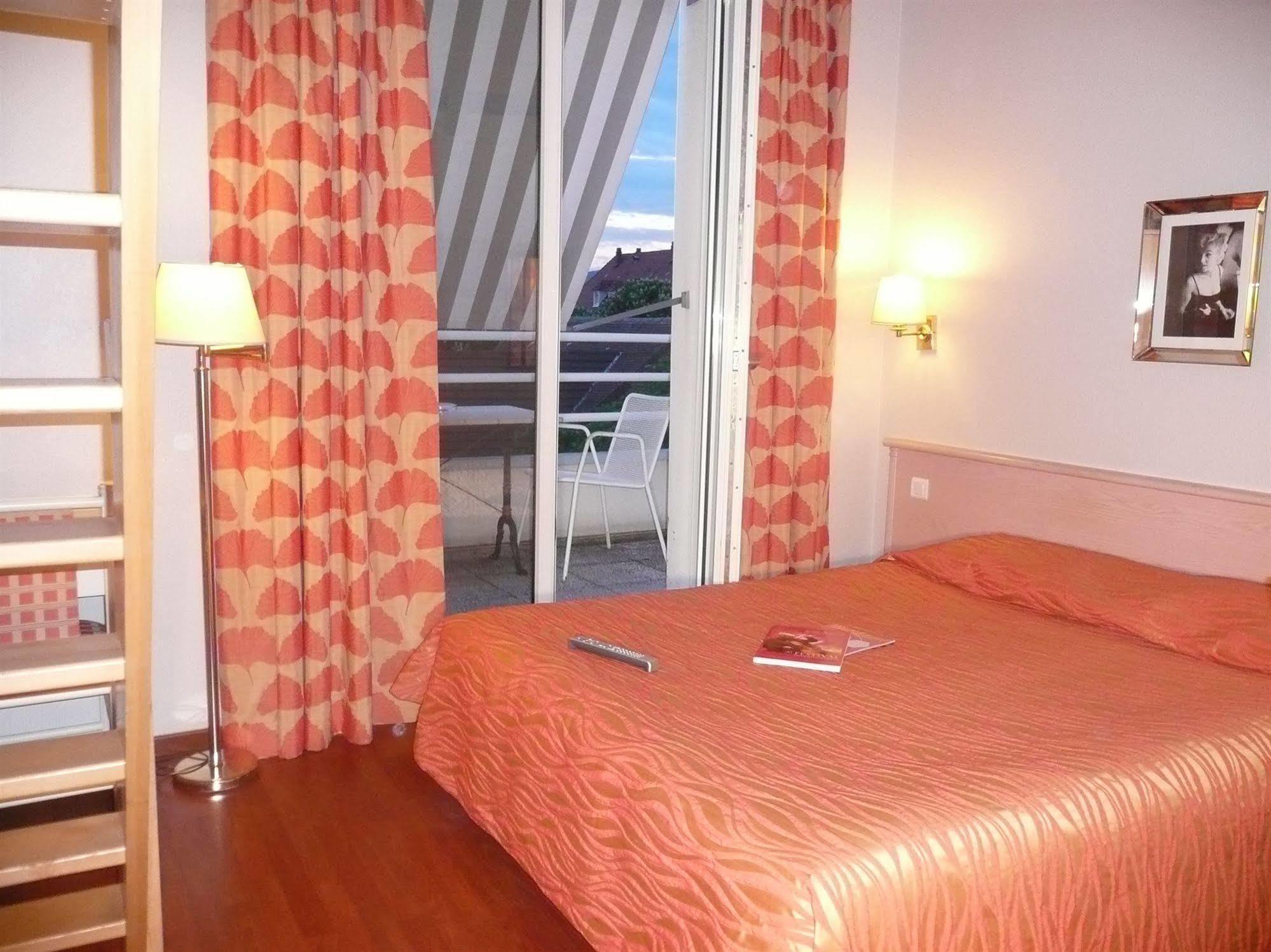 Logis Hotel Beausejour Colmar Eksteriør billede